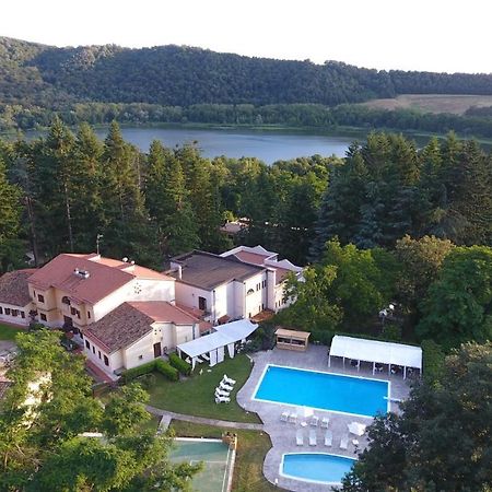 Borgo Villa Maria Monticchio  Exteriör bild