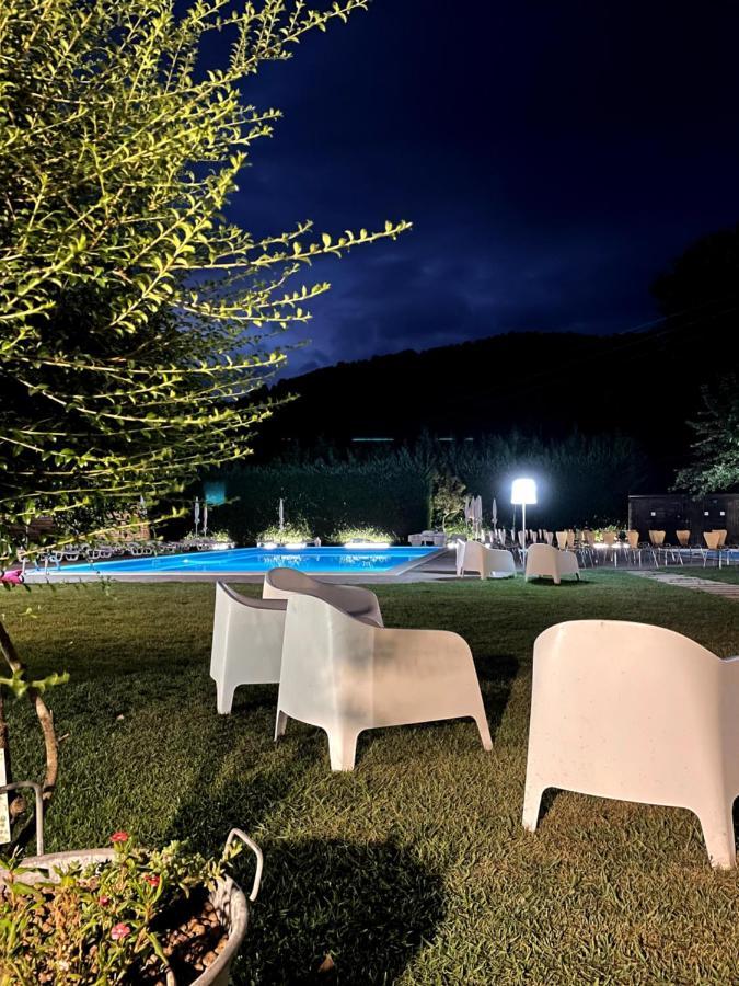 Borgo Villa Maria Monticchio  Exteriör bild